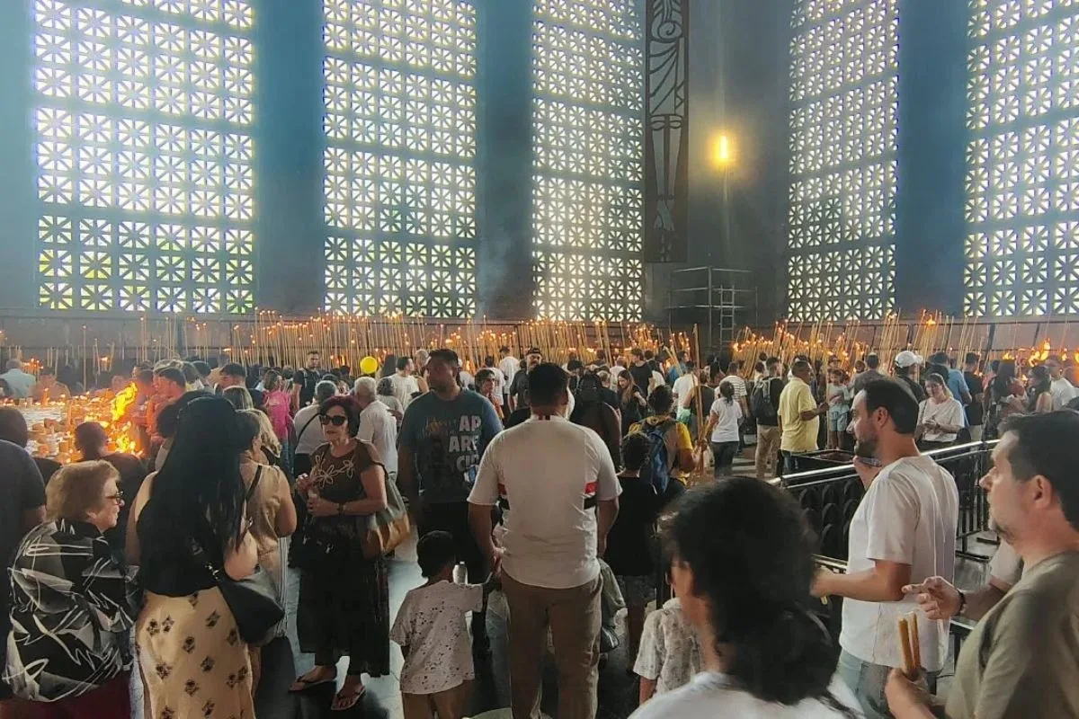 Santuário Nacional recebe devotos na Capela das Velas e Sala das Promessas