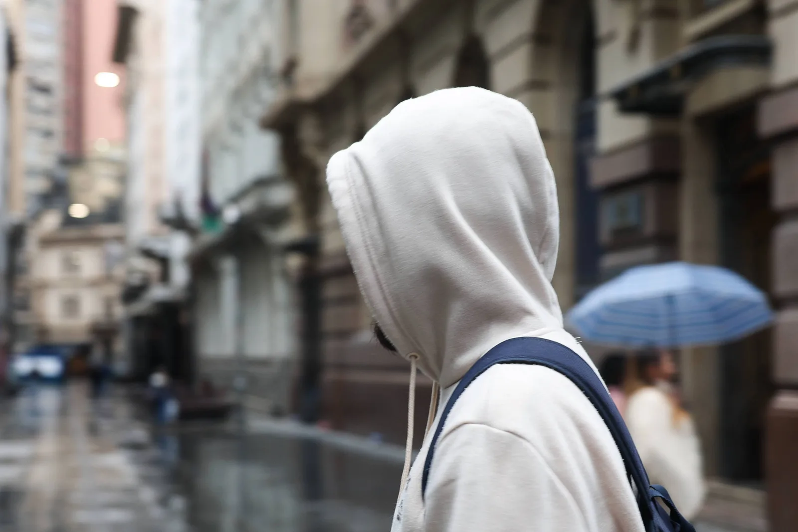 Frio chega a São Paulo com mínima de 9°C e chuva no feriado