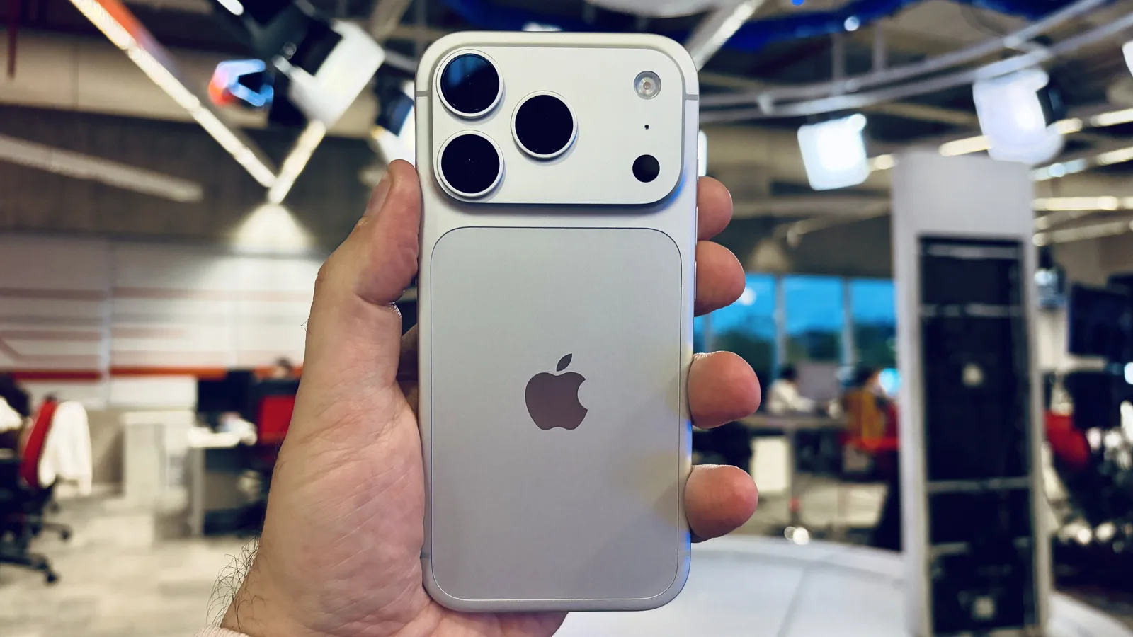 iPhone 18 Pro chega com câmera de abertura variável e preços de até R$ 22 mil