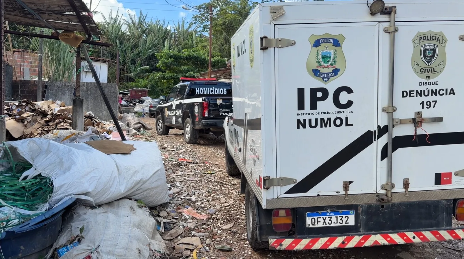 Mulher é achada em cova rasa após suspeito confessar homicídio em João Pessoa