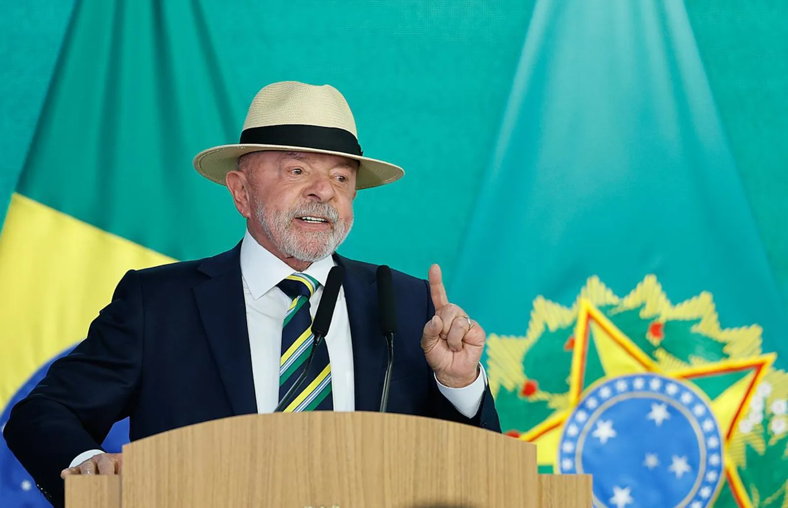 Lula declara confiança em diretor-geral da Polícia Federal