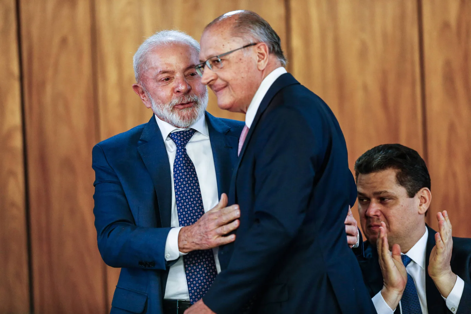Lula considera Alckmin para a Fazenda em eventual novo mandato