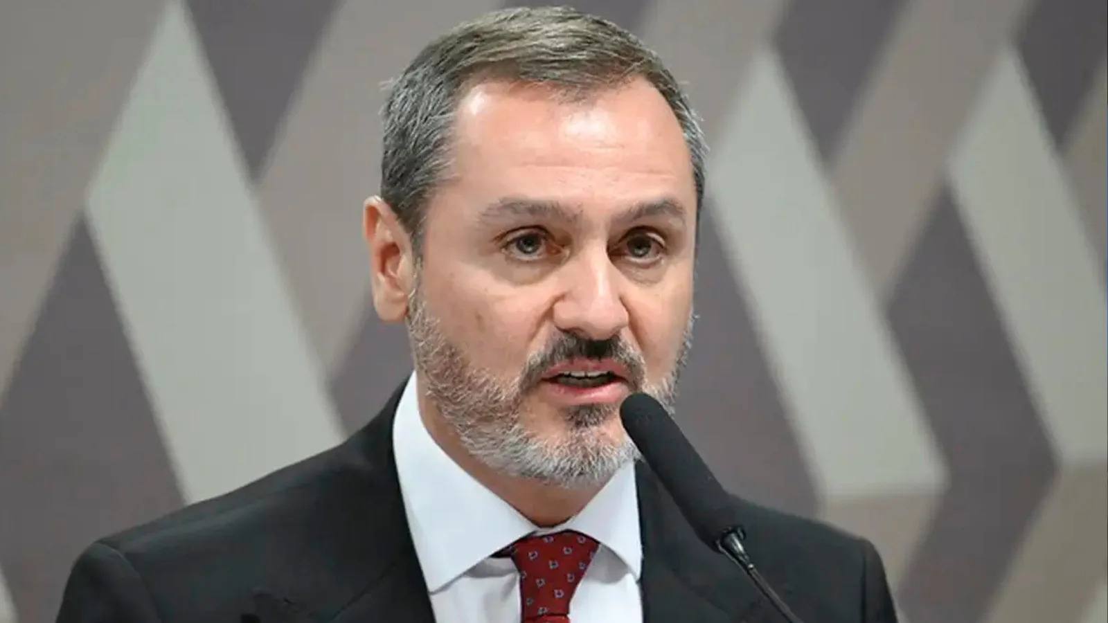 PGR rejeita afastamento de dirigentes da Polícia Federal em parecer ao STF