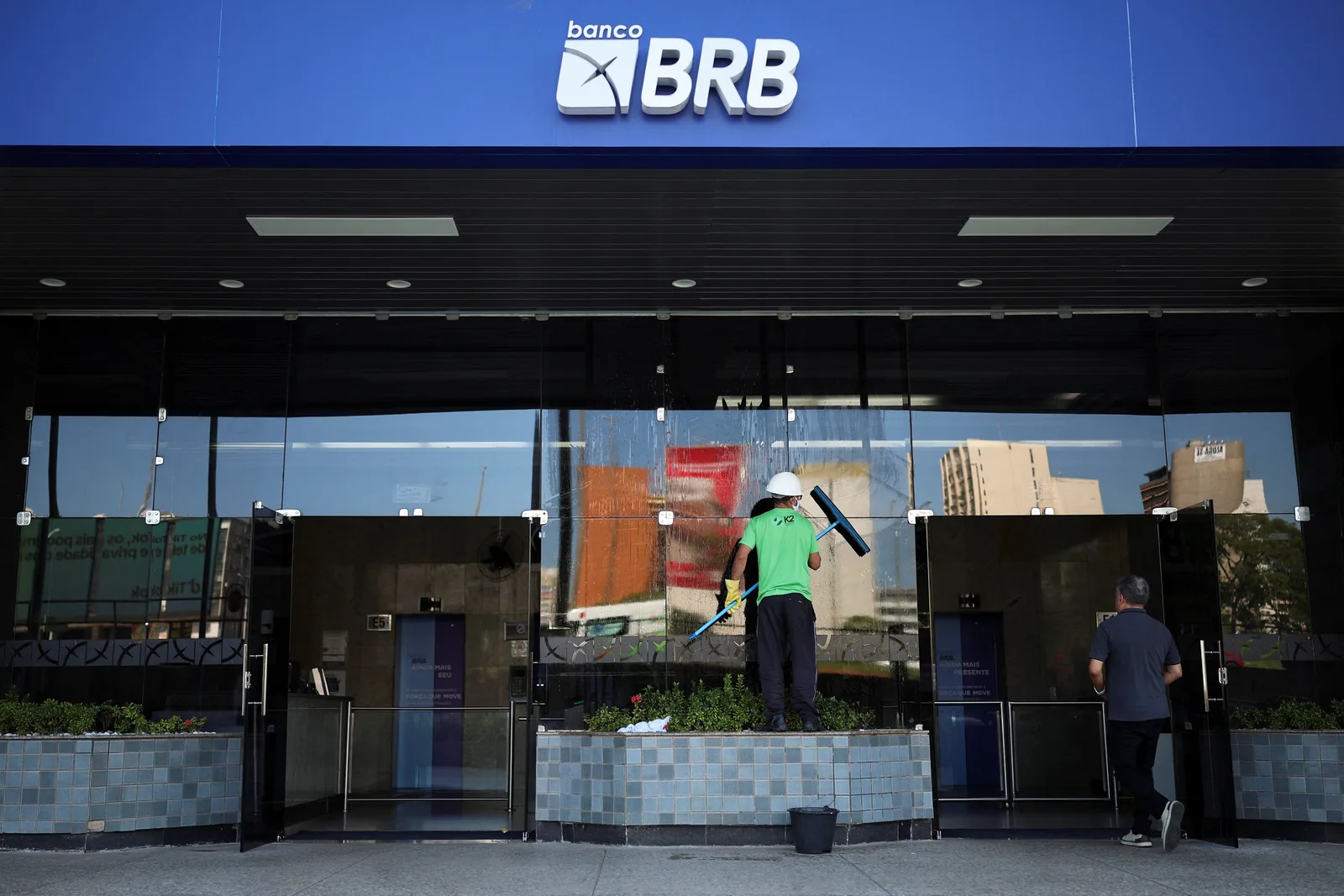 Laudo da PF aponta concentração de R$ 19,78 bilhões do BRB no Banco Master