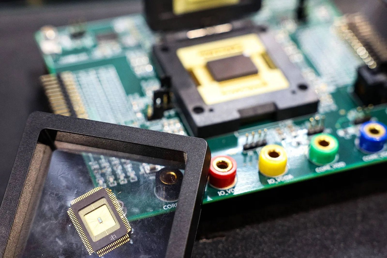 TSMC registra receita trimestral recorde de 1,49 trilhão de dólares taiuaneses