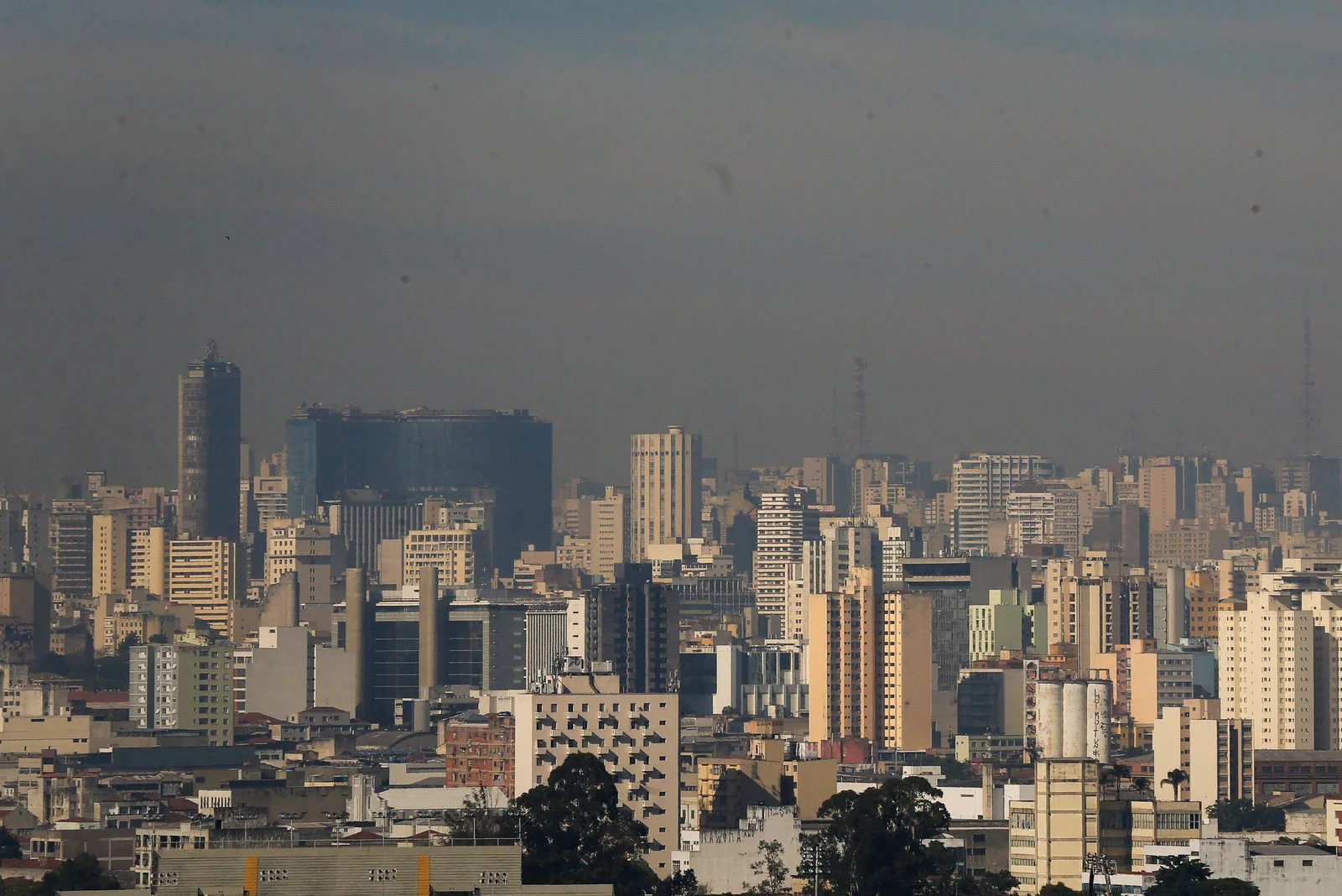Poluição por partículas finas é associada a maior risco de Parkinson
