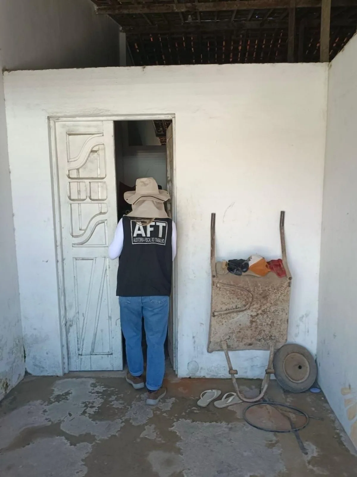 Fiscalização resgata 17 trabalhadores em obras de pavimentação em Alagoas