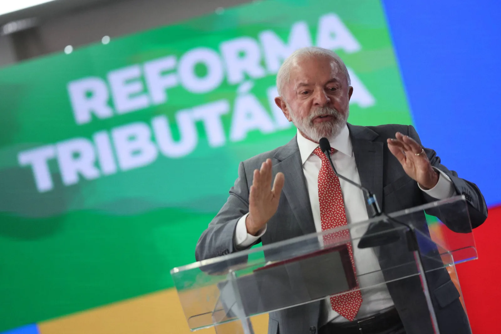 Reforma tributária muda impostos e exige atenção aos preços
