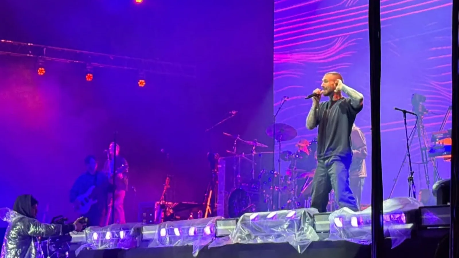 Maroon 5 inicia turnê no Brasil com show para 25 mil em Rio Preto