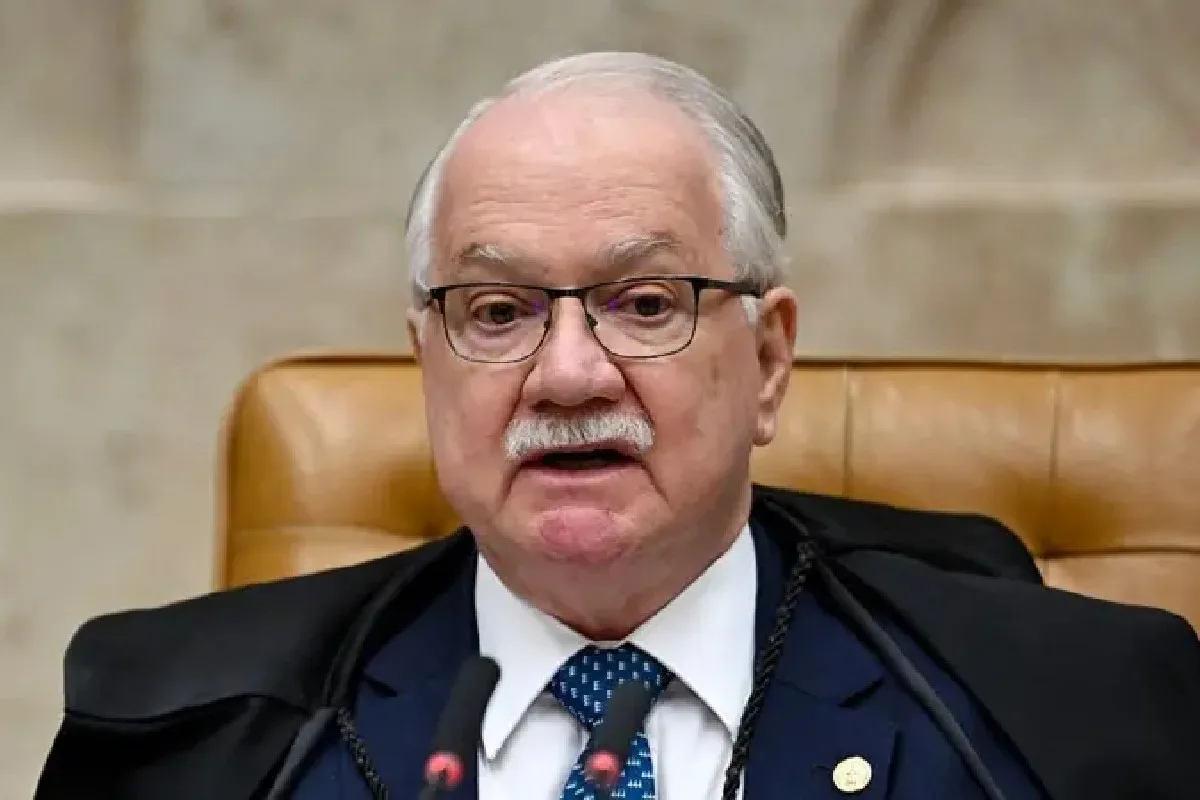 Fachin adia julgamento de Mendonça e cancela sessão extraordinária do STF