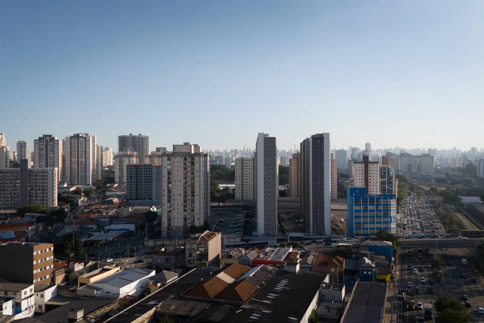 Planos à Presidência divergem sobre subsídios e crédito para a casa própria