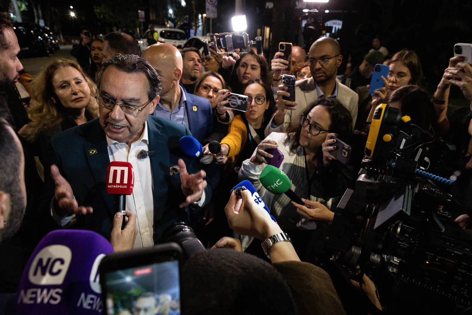 Patrimônio de Augusto Cury inclui créditos, fazendas e negócios fora da declaração
