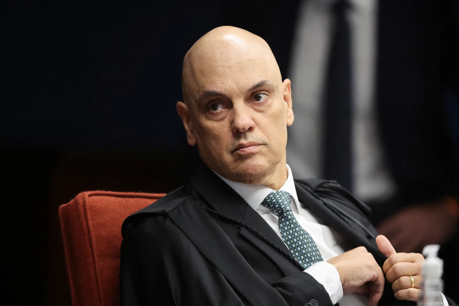STF pode discutir falhas processuais antes de apurar relação de Moraes com Vorcaro