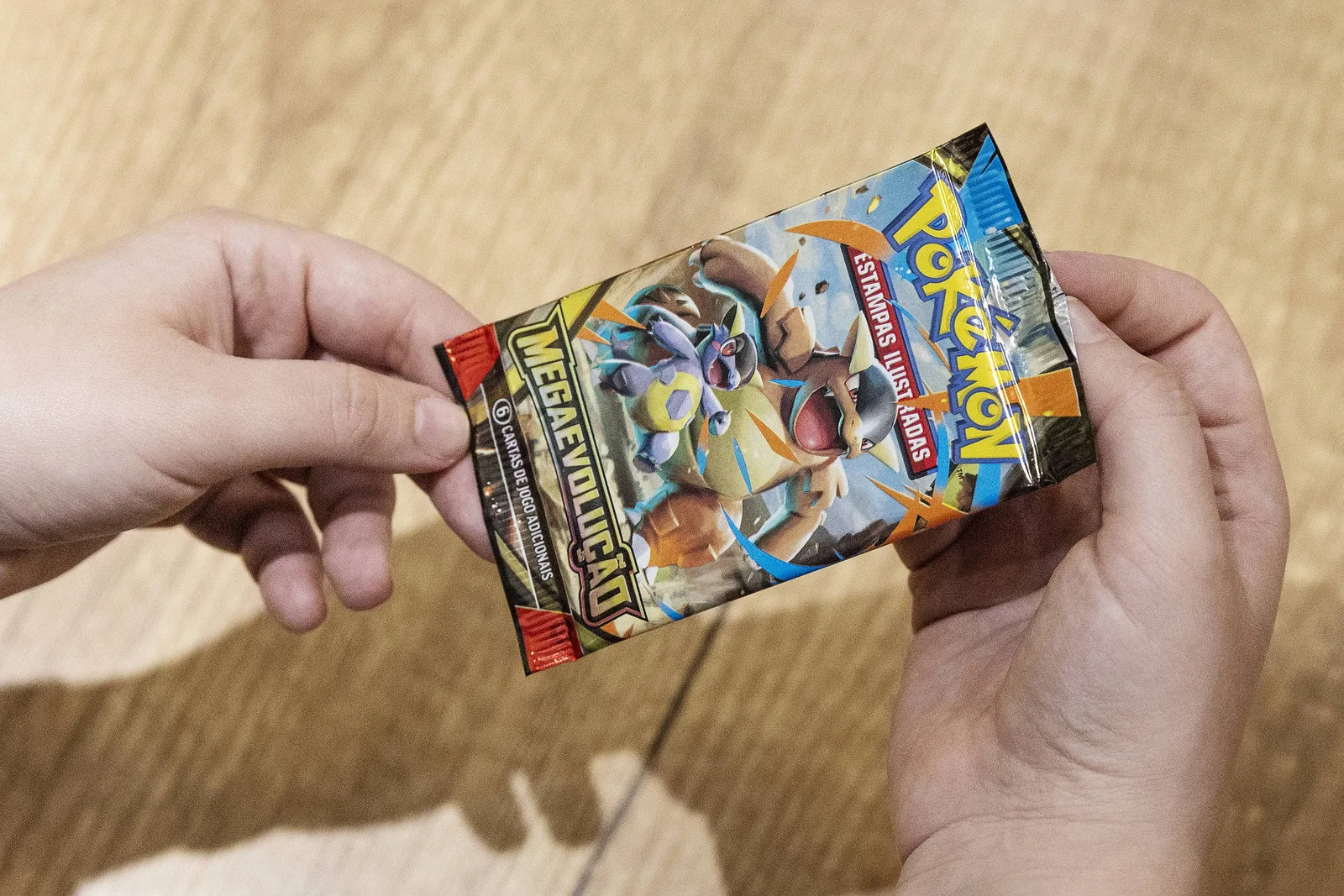 Cartas de Pokémon viram ativo e movimentam milhões em leilões