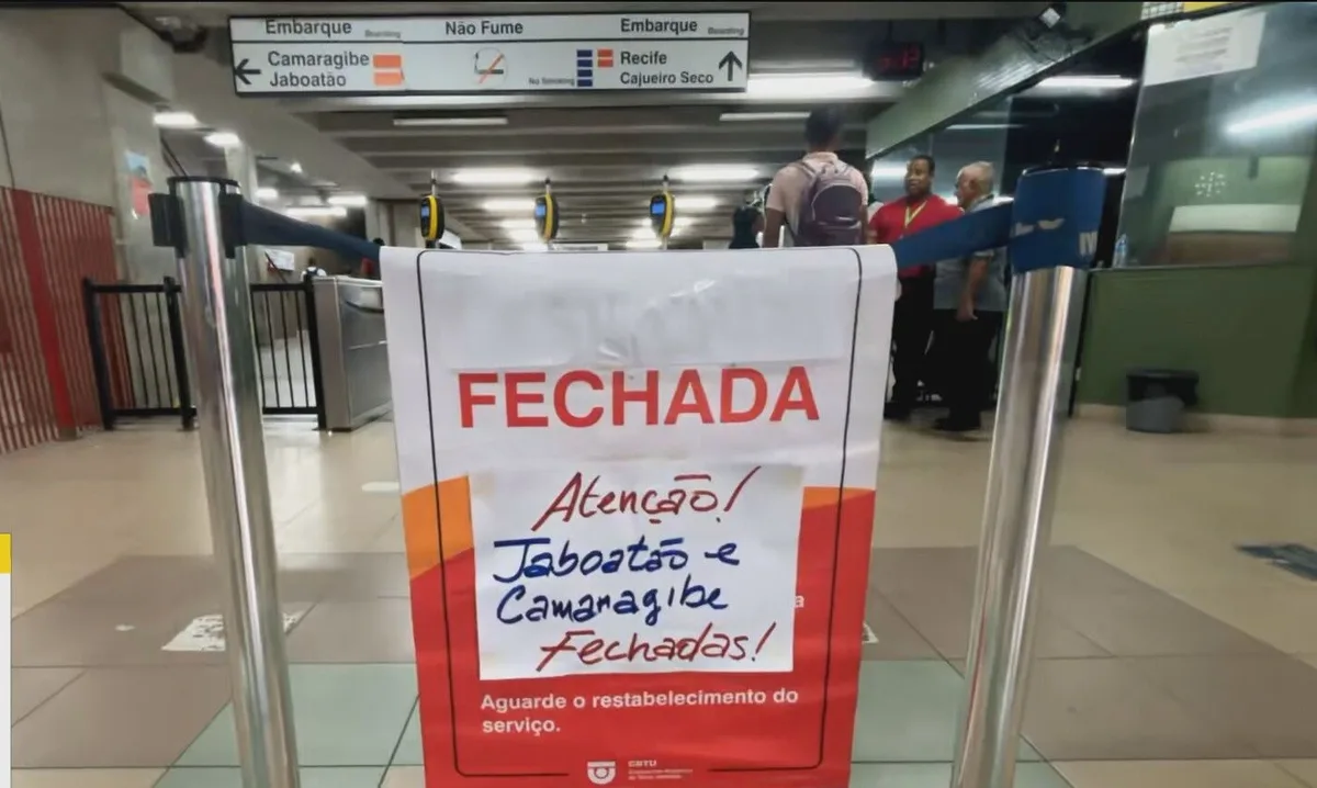 Linha Centro do Metrô do Recife retoma operação após 3h30 de interrupção