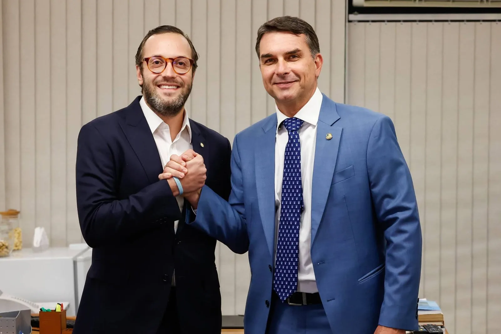 Filipe Barros é eleito senador pelo Paraná aos 35 anos