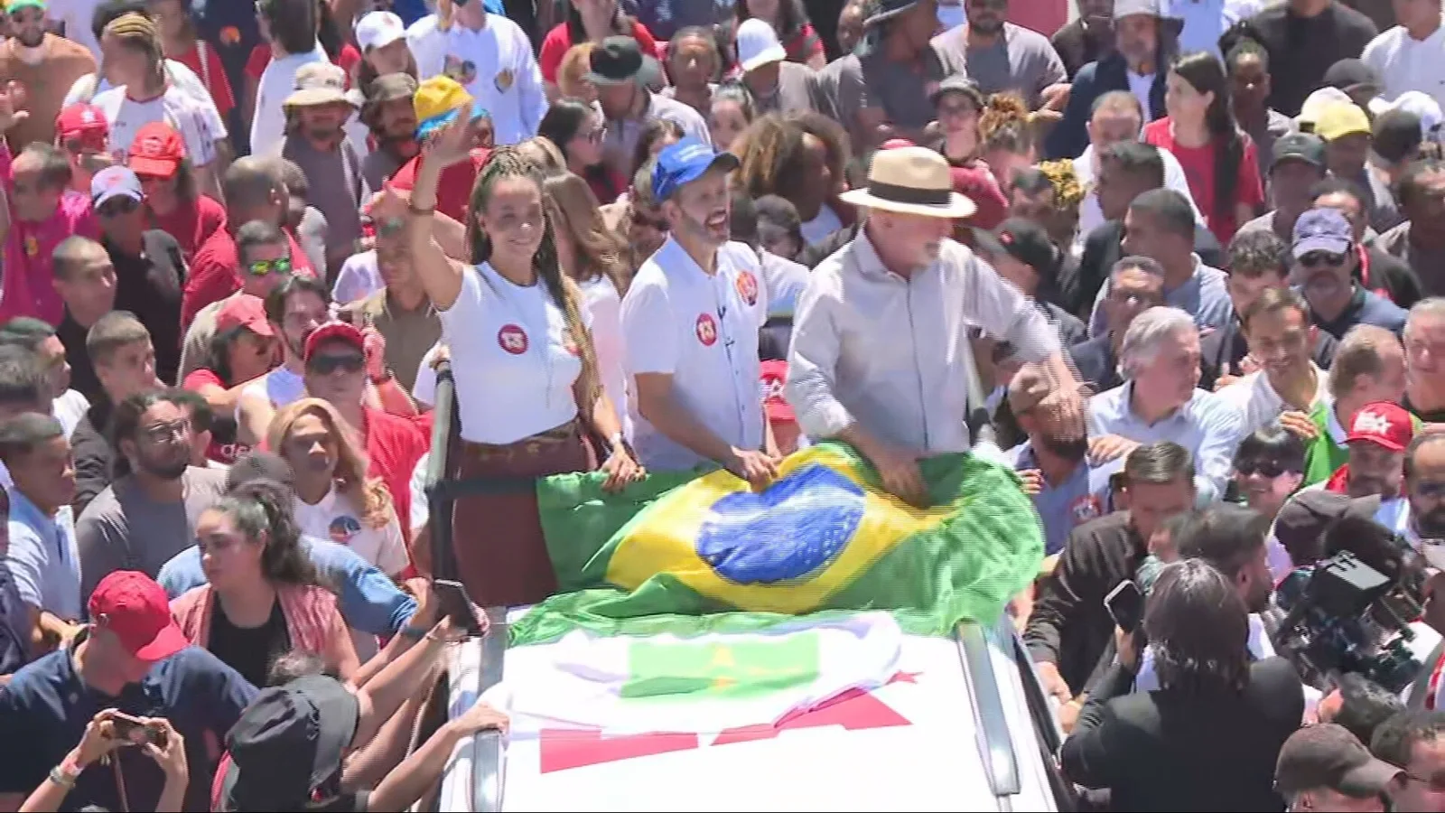 Lula prevê mais debates e reforço nas redes no segundo turno