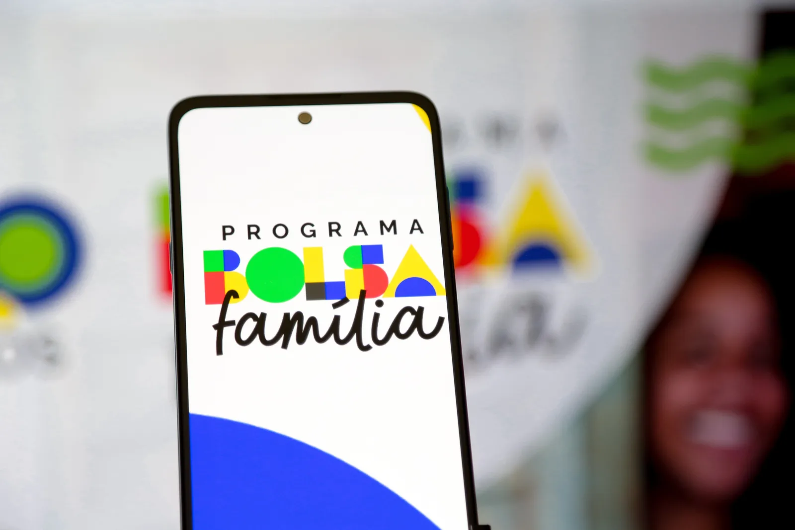Bolsa Família terá mínimo de R$ 691 e média de R$ 777 após reajuste