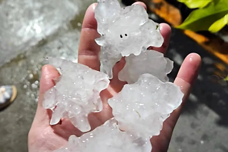 Granizo danifica casas, escolas e lavouras em municípios do Rio Grande do Sul