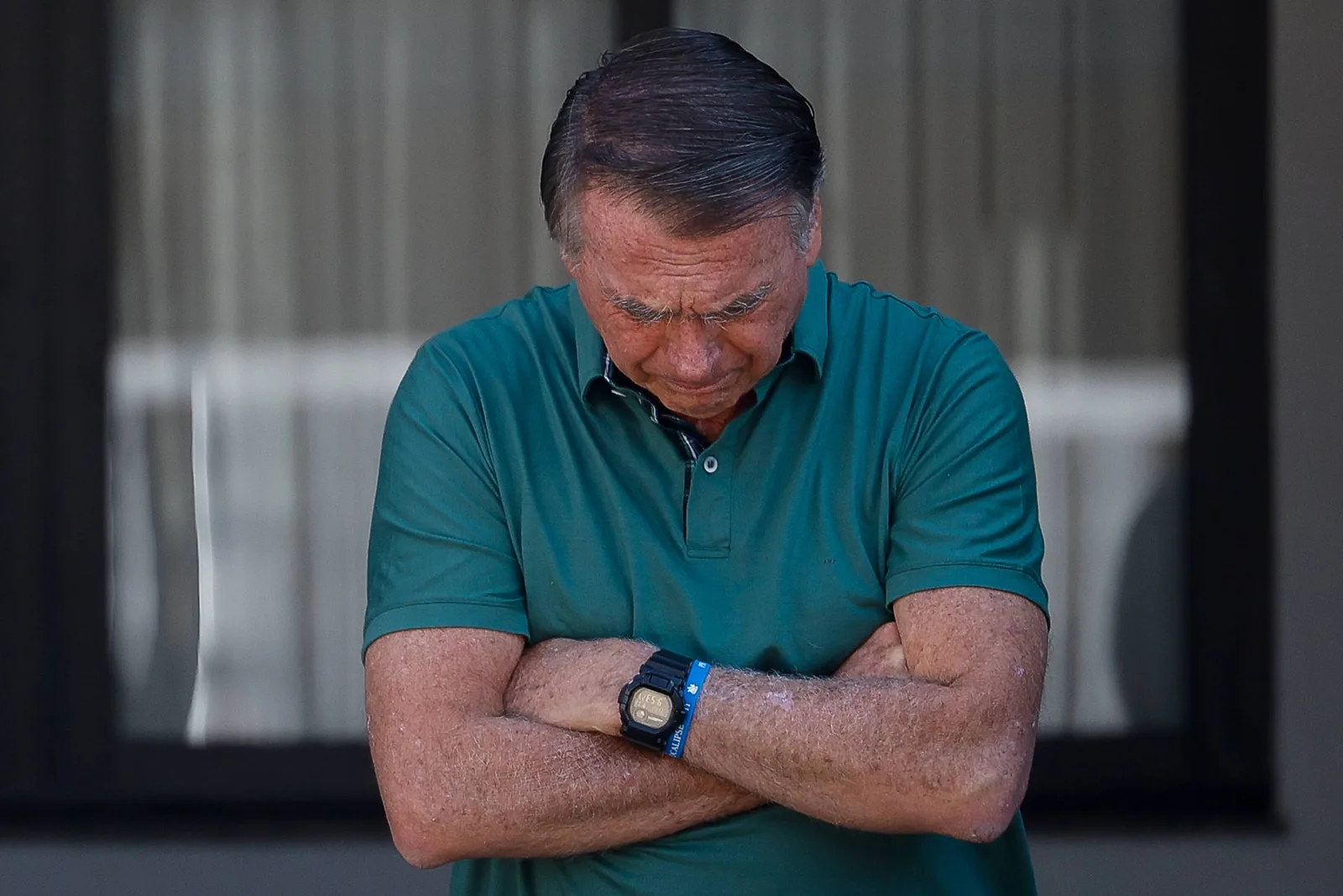 Condenação de Bolsonaro chega a um ano com Flávio na corrida presidencial