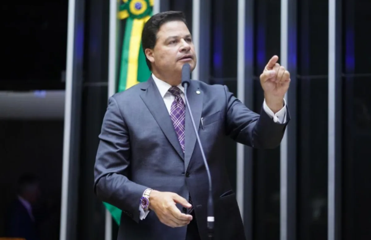 Sandro Alex terá agenda com entrevistas, carreata e reunião empresarial no Paraná