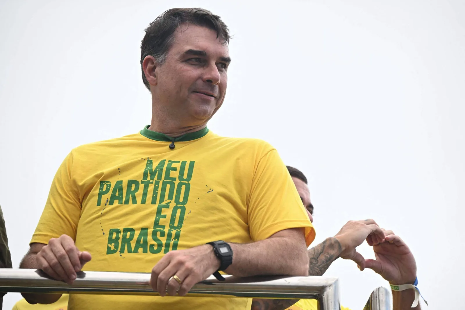 Sigilo do caso Master é ampliado e expõe investigação sobre Flávio Bolsonaro