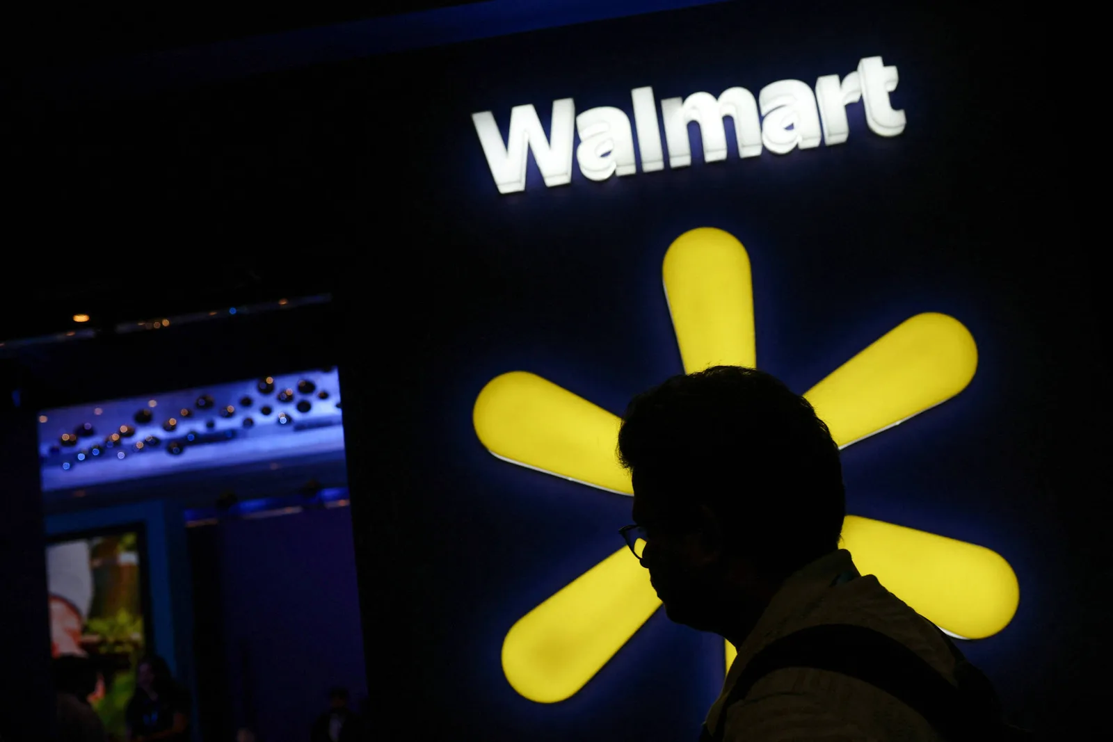 TST permite cobrança coletiva de valores devidos a ex-funcionários do Walmart