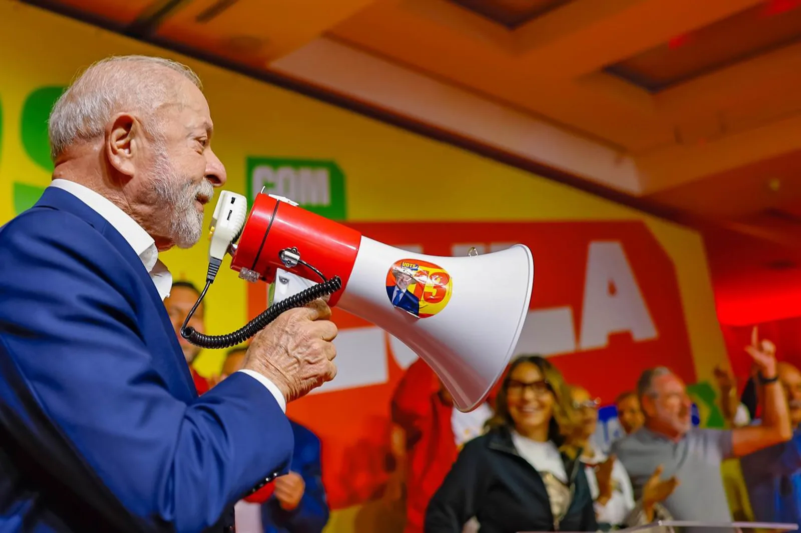 Lula planeja caminhadas e comícios no segundo turno das eleições de 2026