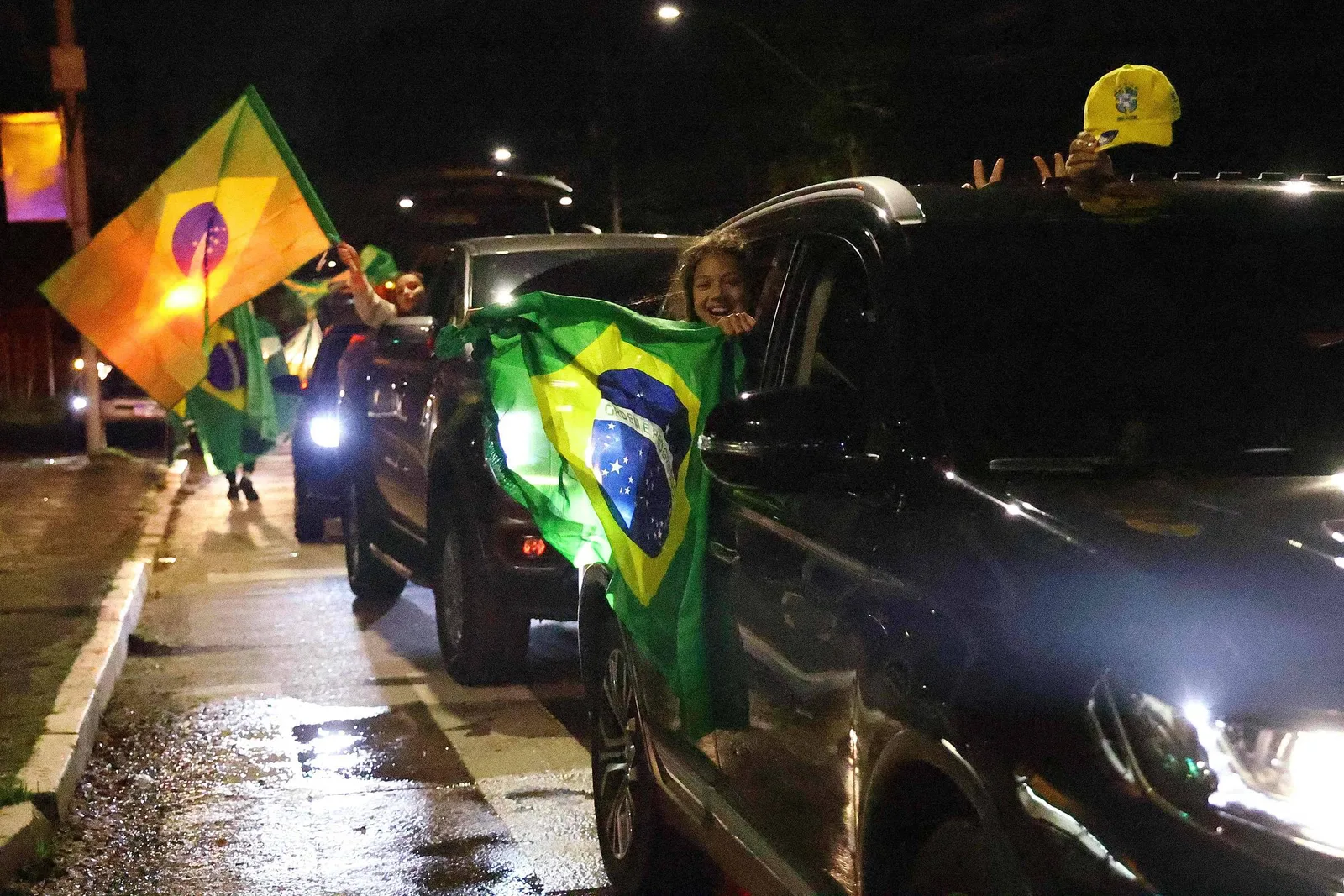 Mercado vê chance de ajuste fiscal com Flávio, mas teme foco institucional
