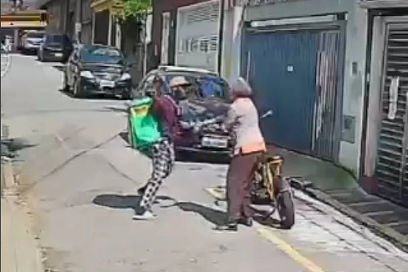 Idosa é ferida a facadas durante tentativa de assalto na Bela Vista