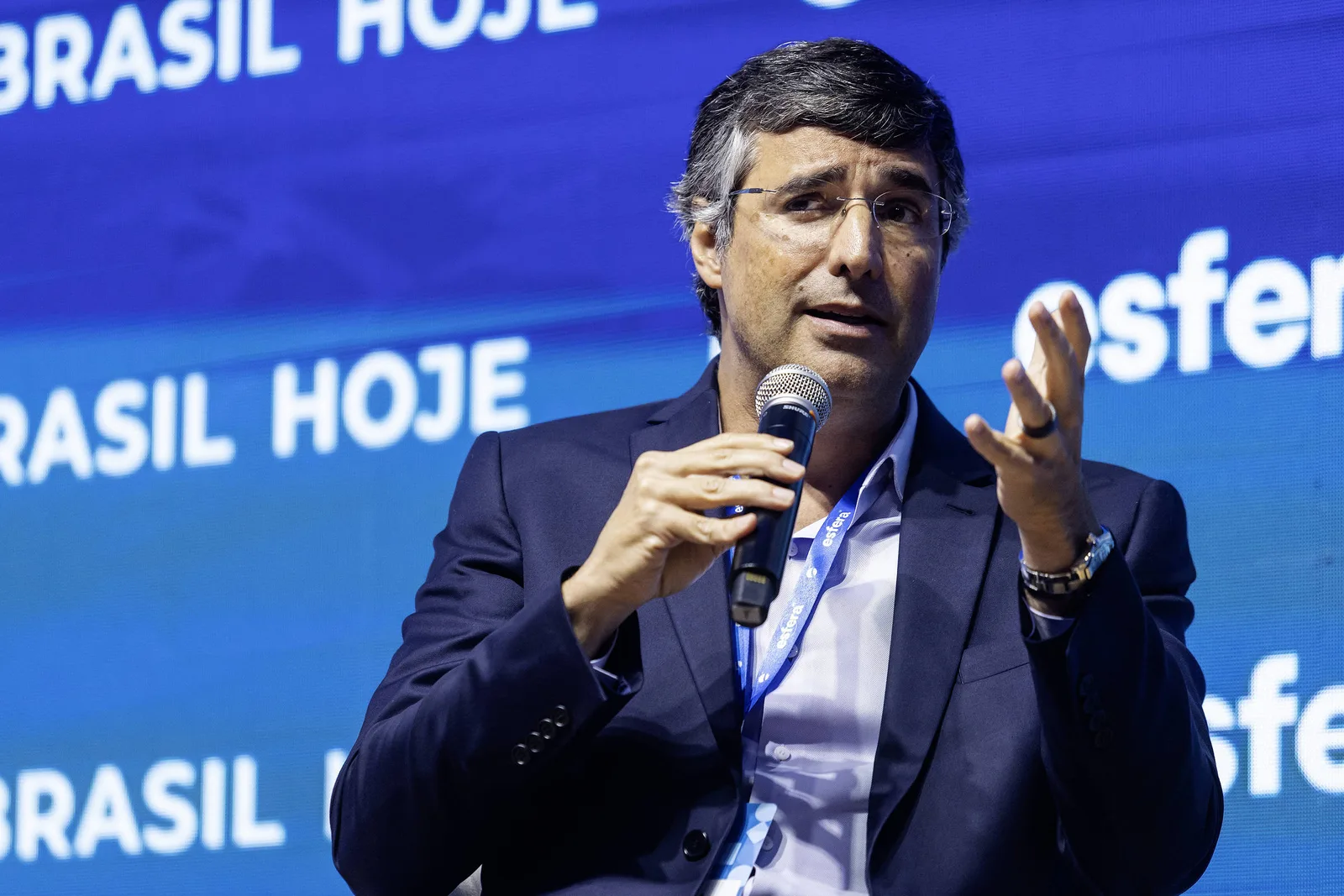 Esteves defende revisão de isenções em títulos para elevar arrecadação