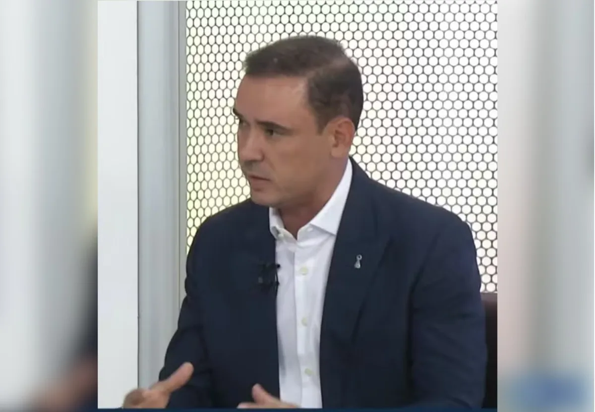 Vicentinho Júnior propõe hospitais, escolas e apoio a mulheres no Tocantins