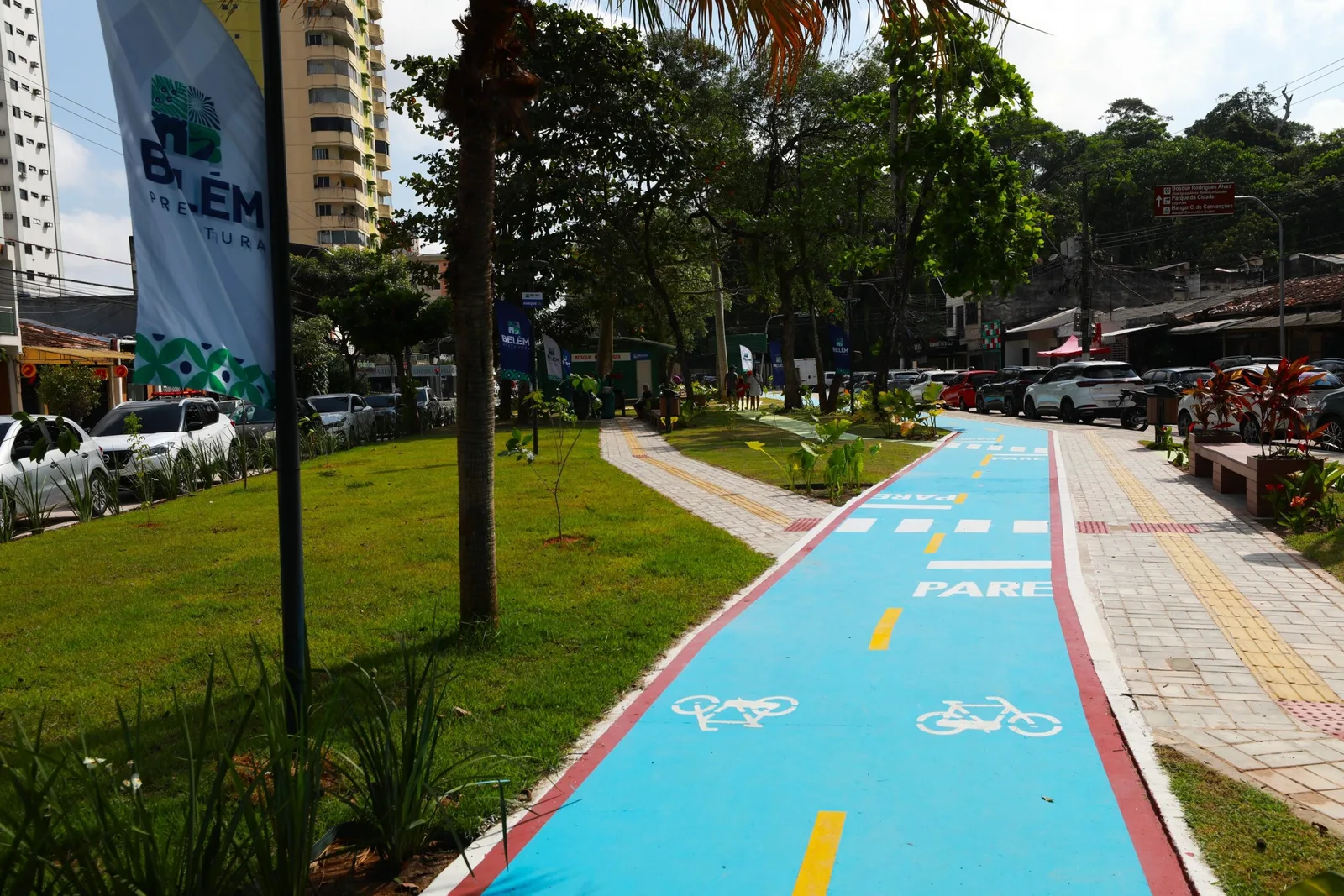 Belém entrega trecho da Rômulo Maiorana com ciclovia e novos espaços