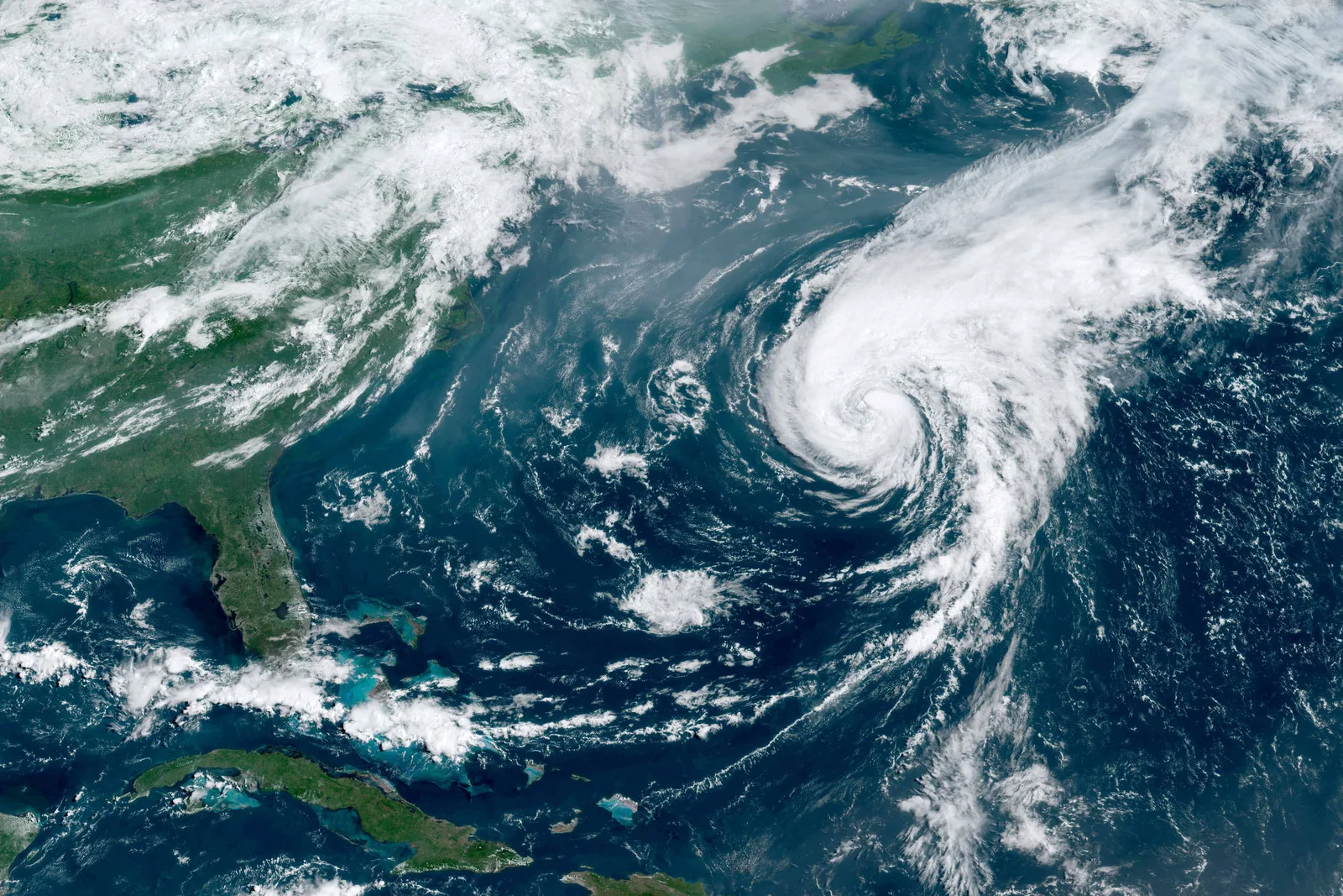 El Niño reduz furacões no Atlântico e aumenta atividade no Pacífico
