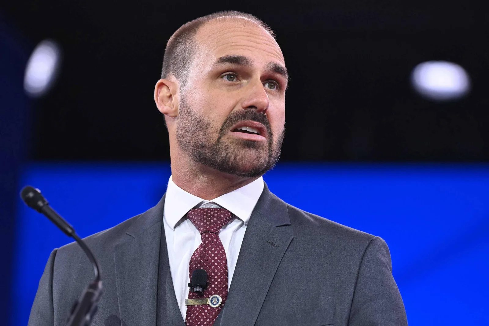 STF mantém condenação de Eduardo Bolsonaro por coação em julgamento virtual