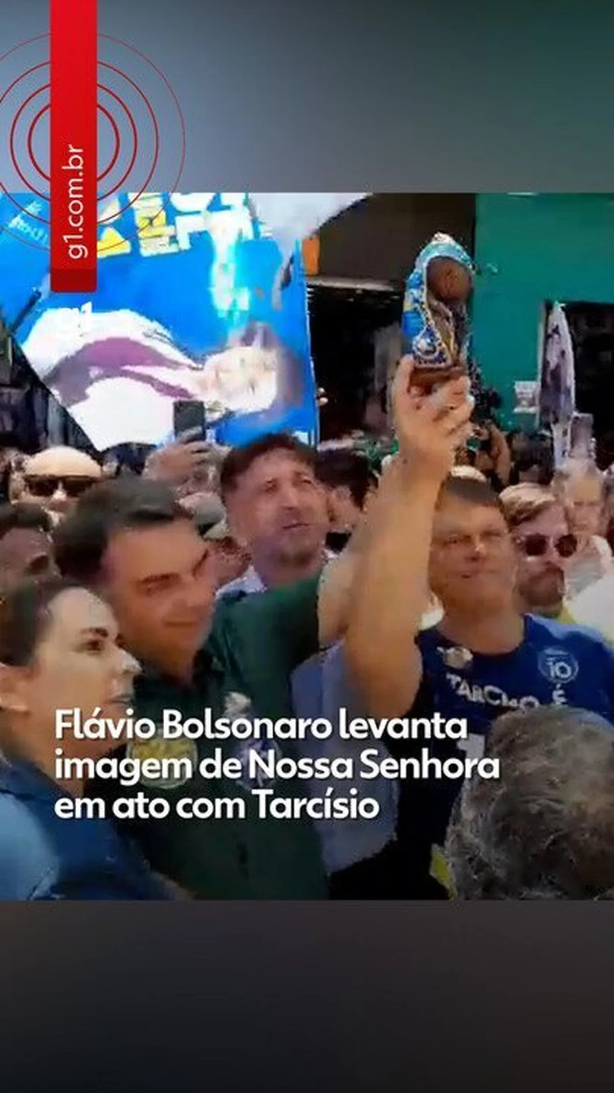 Janja usa medalha de Nossa Senhora Aparecida em meio a disputa nas redes