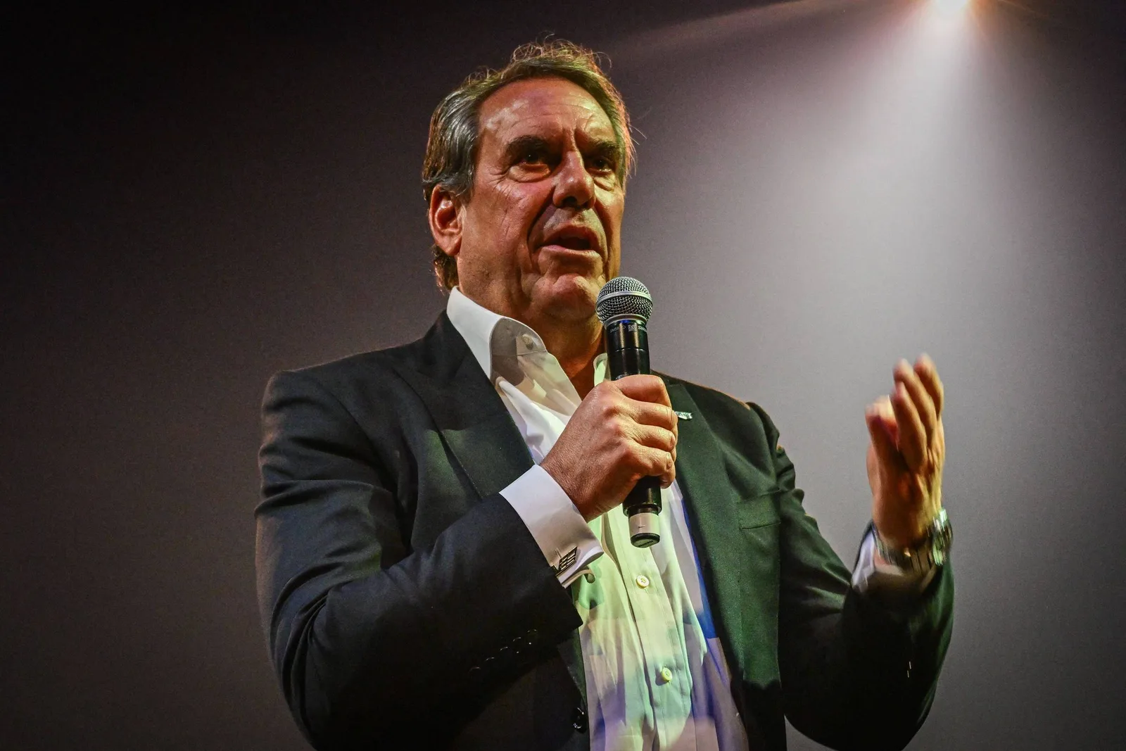 Mark Reuss conduz a recuperação da GM com foco em carros e eletrificação