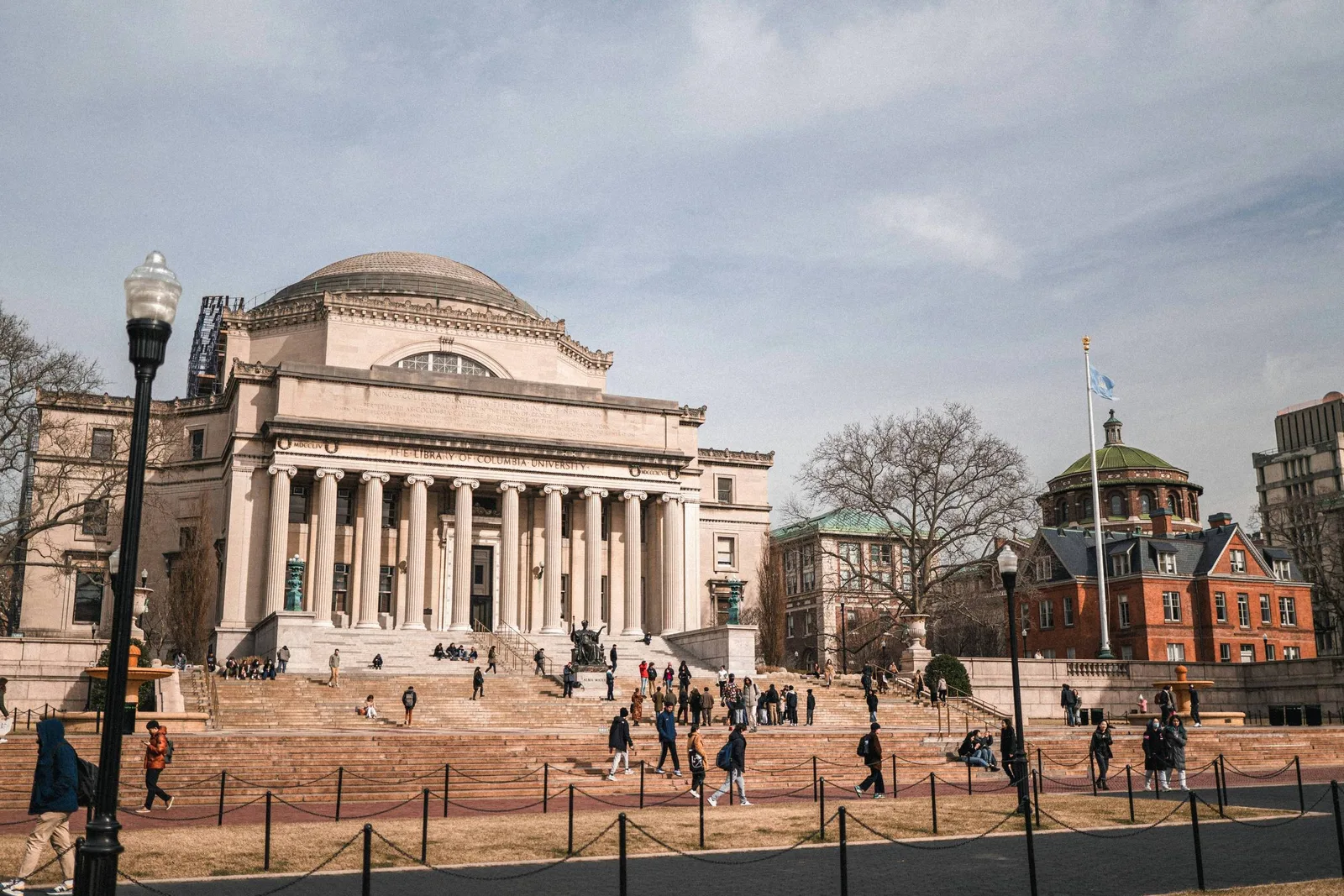 Programa da Columbia recebe inscrições para lideranças femininas até 18 de outubro