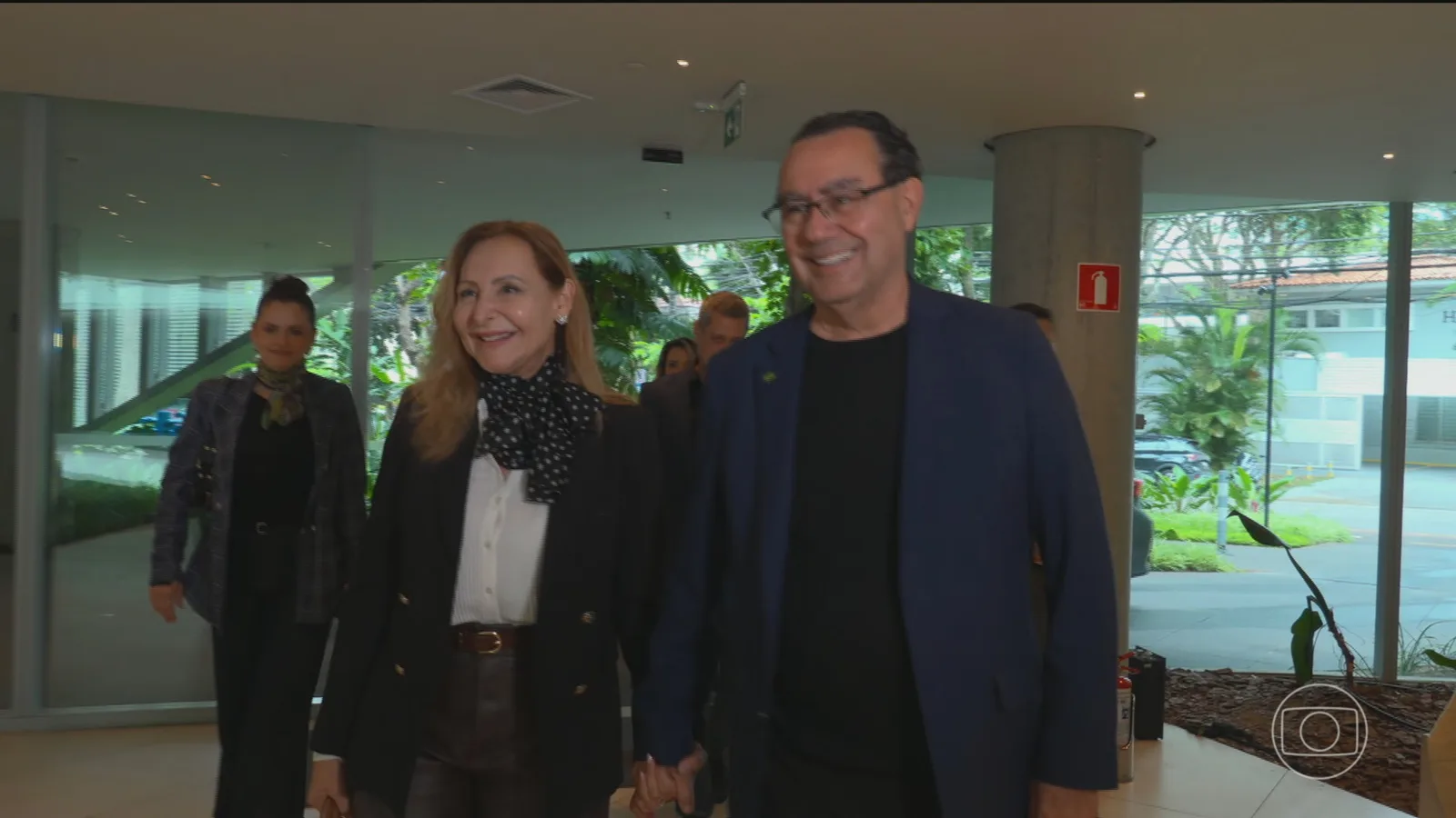 Augusto Cury promete cortar gastos e revisar cargos comissionados