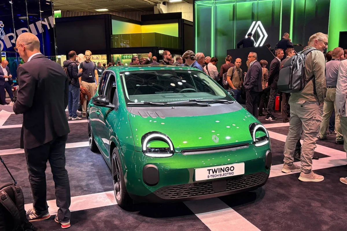 Renault aposta em modelos históricos para enfrentar avanço chinês na Europa