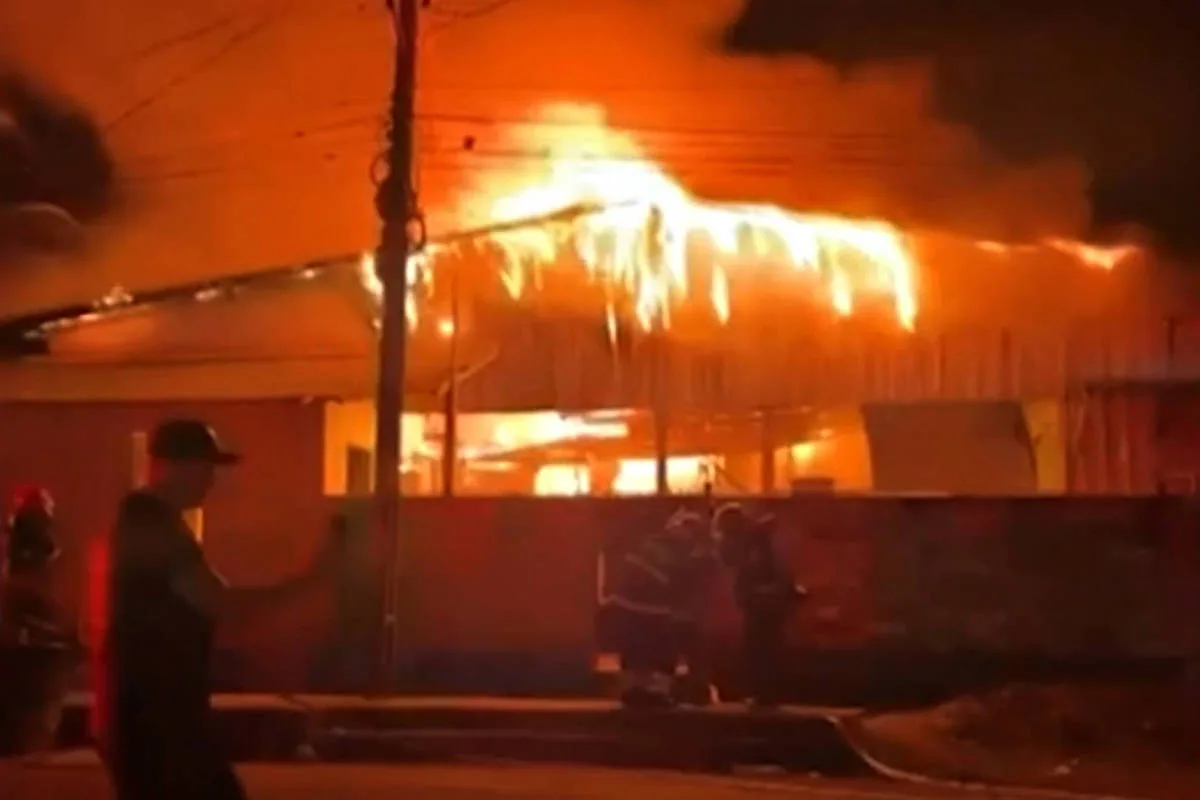 Incêndio segue ativo em reserva extrativista no Pará desde quarta-feira