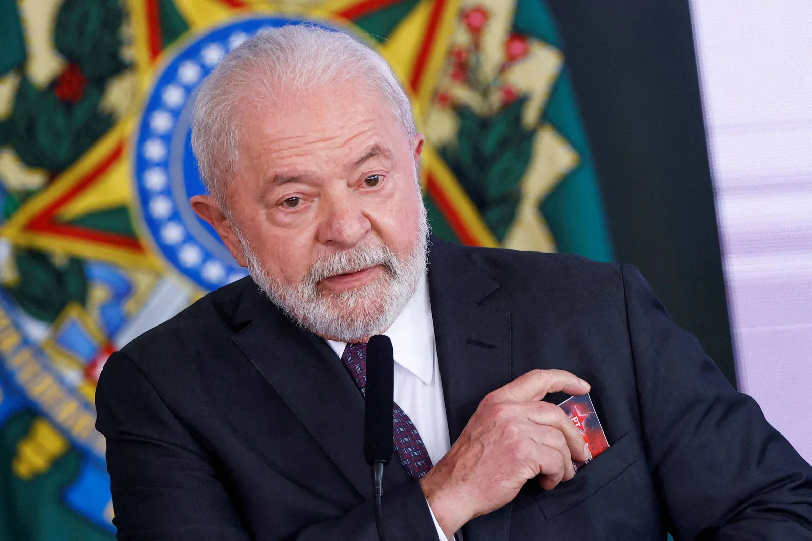 Em 2022, equipe de Lula pediu investigação de Bolsonaro por benefícios eleitorais