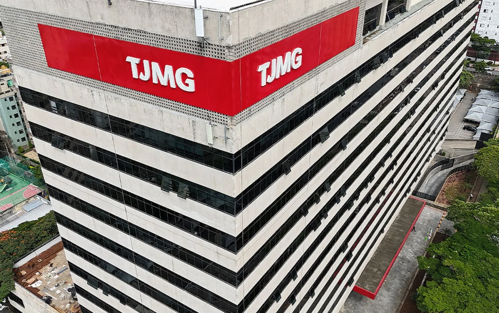 TJMG mantém condenação de sobrinho que desviou renda de idosa e a obrigou a pedir dinheiro