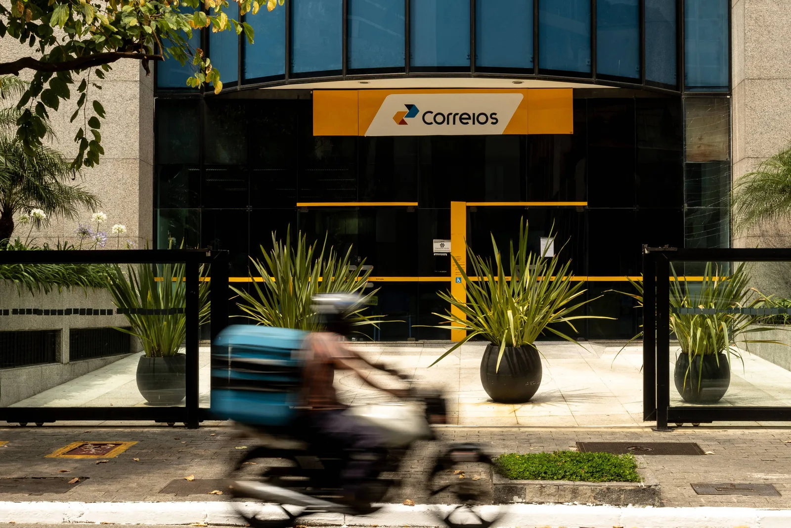 Greve dos Correios começa após rejeição de proposta salarial