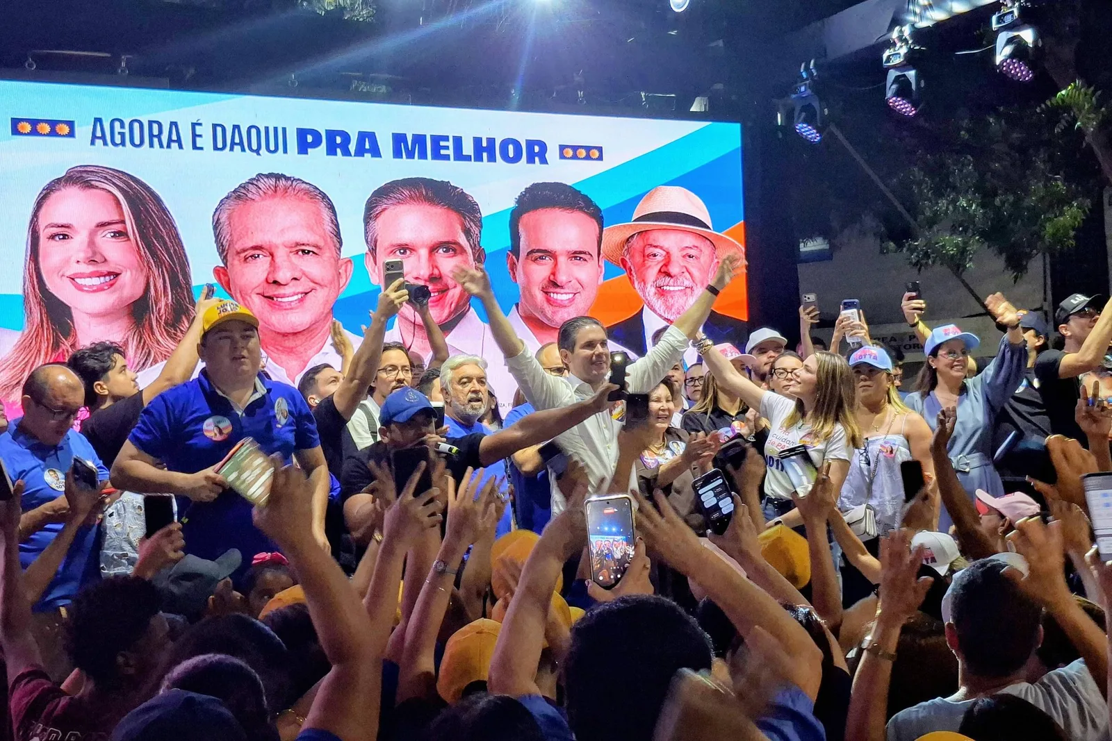 Hugo Motta amplia base na Paraíba com obras, emendas e aproximação de Lula