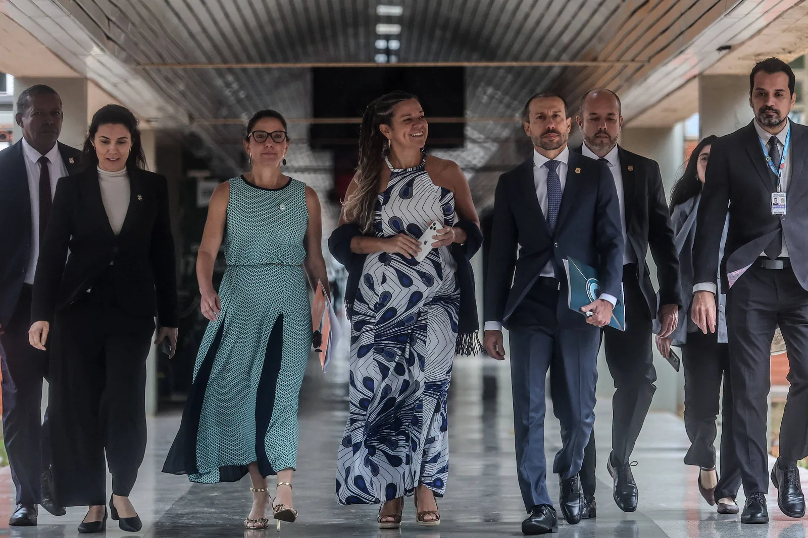 Cúpula da Polícia Federal oferece cargos após afastamento de diretores