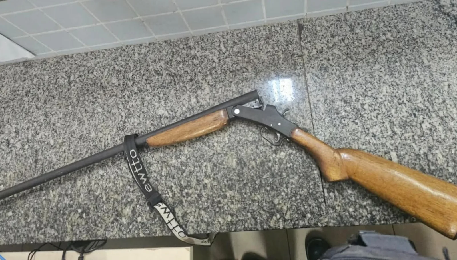 Briga em festa deixa quatro feridos e leva PM a apreender espingarda no Cantá