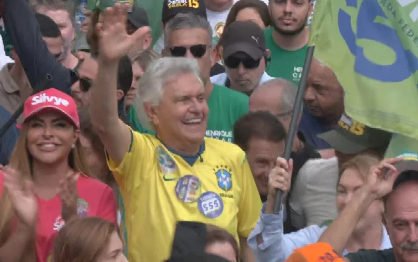 Caiado rejeita apoio a Flávio Bolsonaro no primeiro turno de 2026