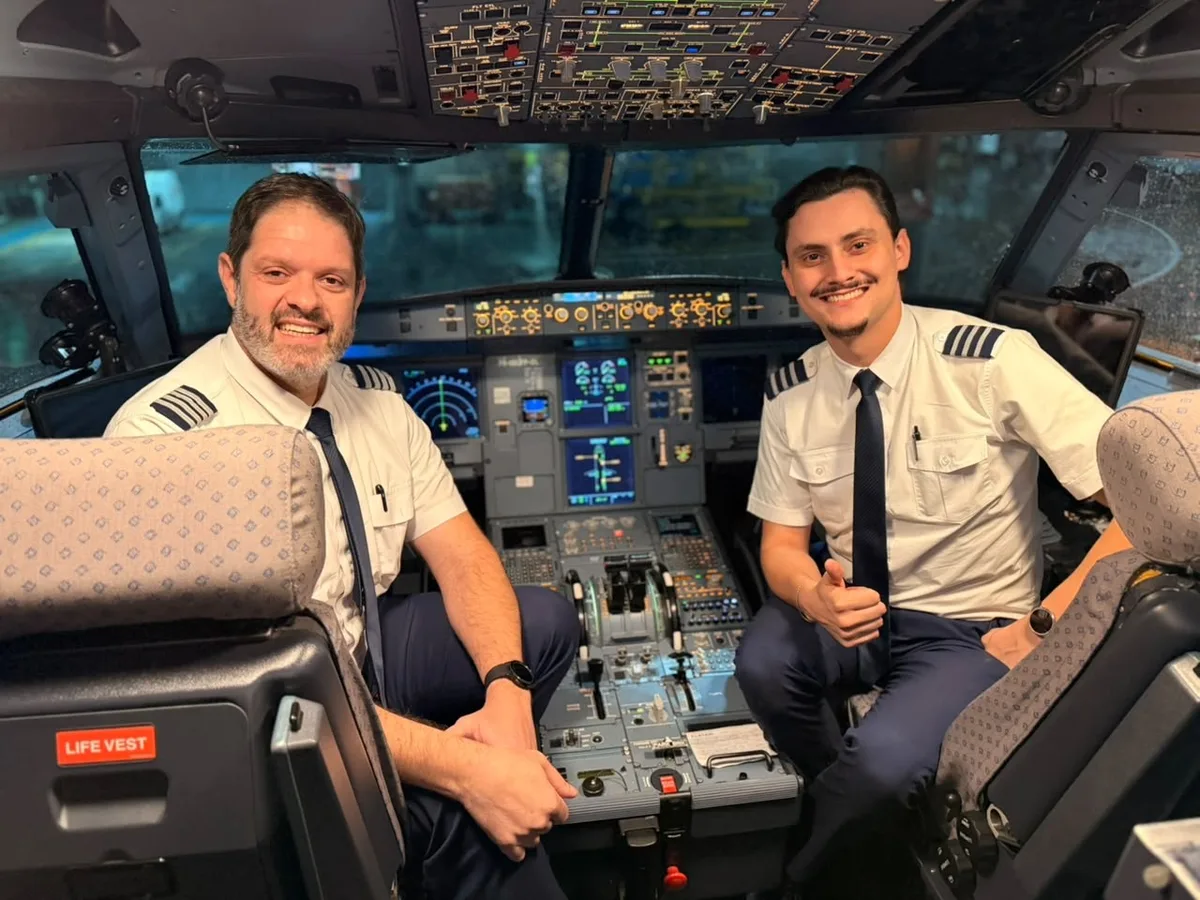 Latam reúne irmãos pilotos em voo entre Guarulhos e Buenos Aires