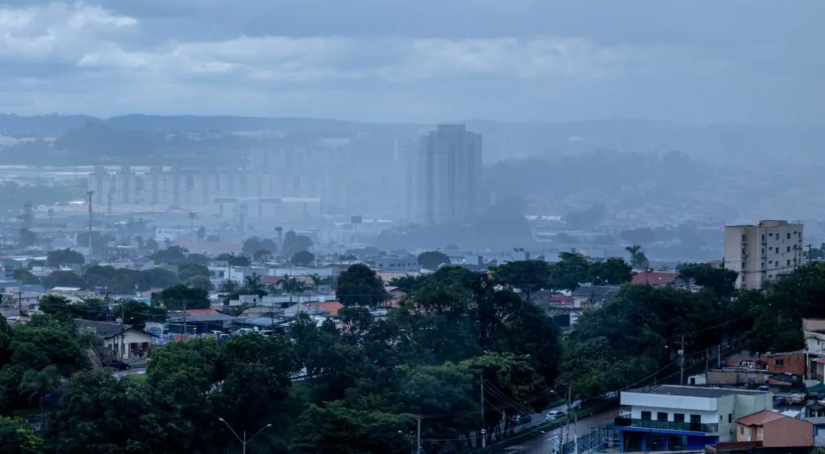 São Paulo alerta para chuva forte, raios e ventos no interior